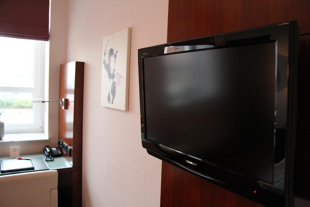Hotel Adena