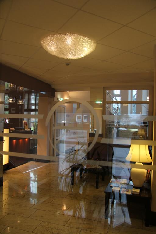 Hotel Adena 2*